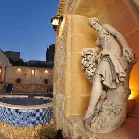 Dom wakacyjny 6 Bedroom With Large Private Pool *