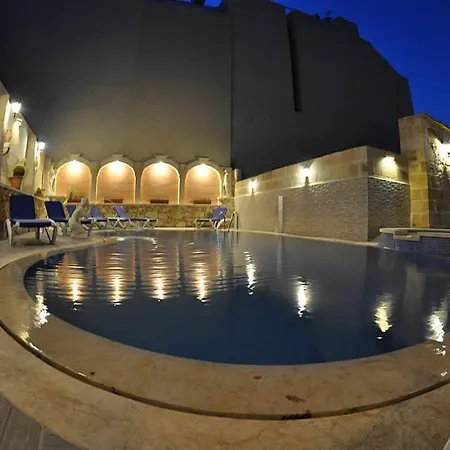 Dom wakacyjny 6 Bedroom With Large Private Pool Zebbug (Gozo)