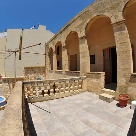 Dom wakacyjny 6 Bedroom With Large Private Pool