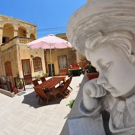 Dom wakacyjny 6 Bedroom With Large Private Pool Zebbug (Gozo)