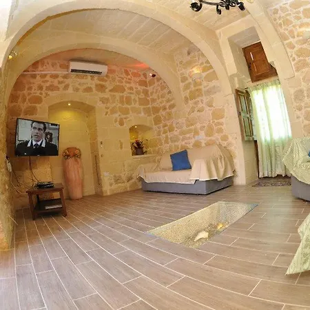 6 Bedroom With Large Private Pool