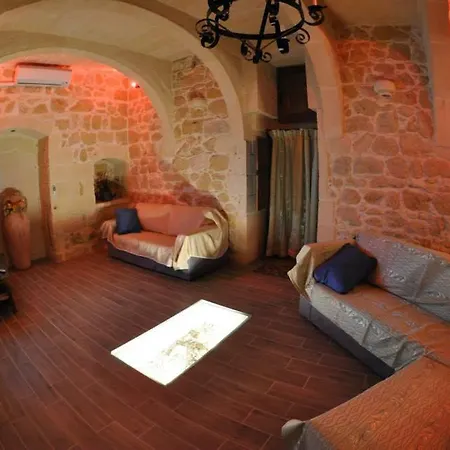 6 Bedroom With Large Private Pool