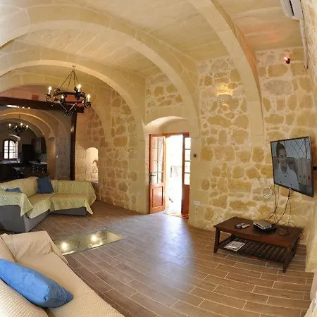 Holiday home 6 Bedroom With Large Private Pool