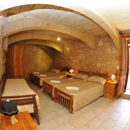 6 Bedroom With Large Private Pool