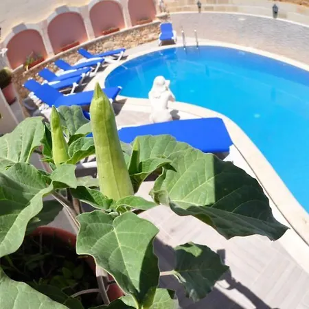 Holiday home 6 Bedroom With Large Private Pool