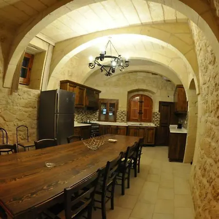 Holiday home 6 Bedroom With Large Private Pool